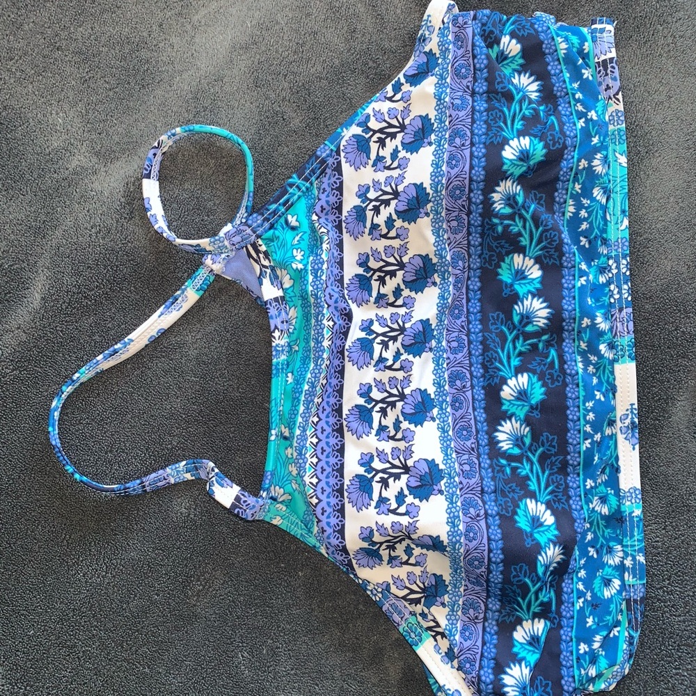 bikini top (no tag but probably medium)
